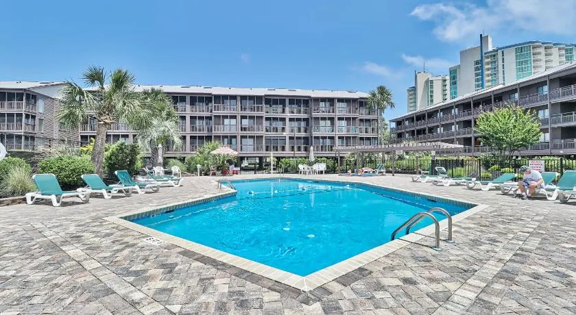 Beach &nightlife 3BR/2.5 BA service dog friendly - Image 1