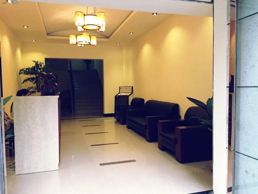 Wangge Hotel - Image 1