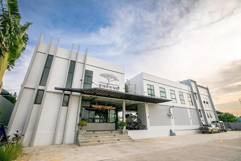 Chainam-Charmchuree residences cafe and spa - Image 1