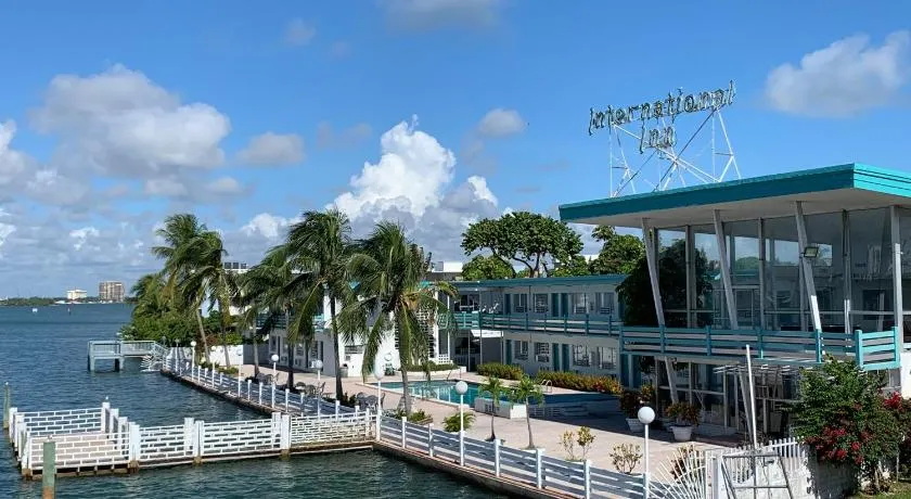 International Inn on the Bay - Image 1