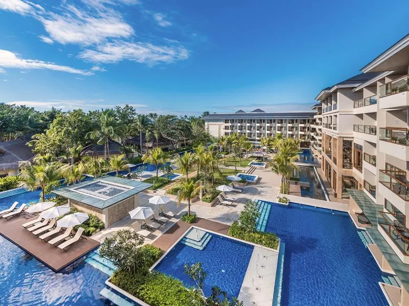 Henann Resort Alona Beach - Image 1