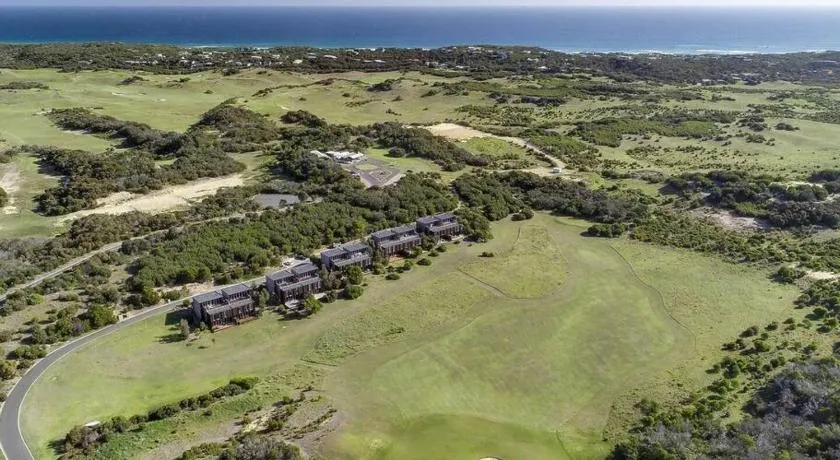 The Golf House at St Andrews Beach - Image 1