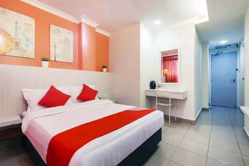 Dancenter City Hotel - Image 1