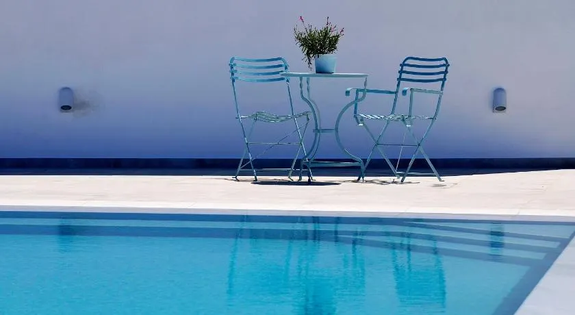Ionathan Koufonisia Suites - Image 1