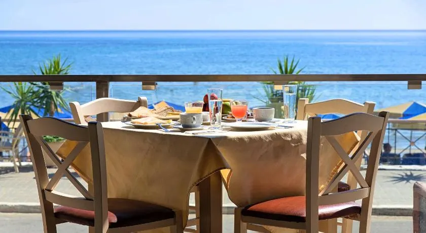 Sunlight Beach Hotel - Image 1