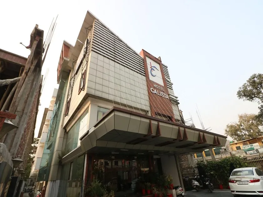 OYO 9978 Hotel Calista - Image 1