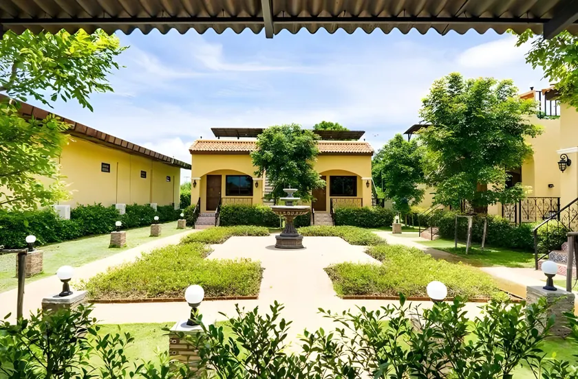 Sierra View Resort - Image 1