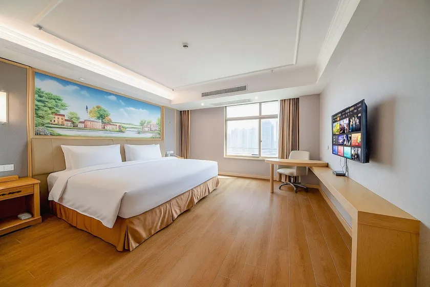 Tianlong Bay Rongyue Hotel (Chaoyang Square Jianzheng Road Night Market) - Image 1