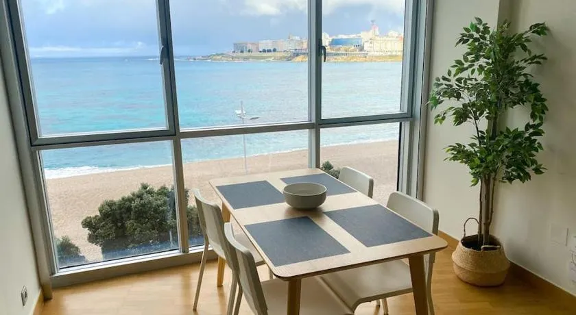 Apartamento acogedor con vistas al mar. - Image 1