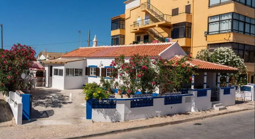 Blife Lucelya private rooms at Faro beach - Image 1