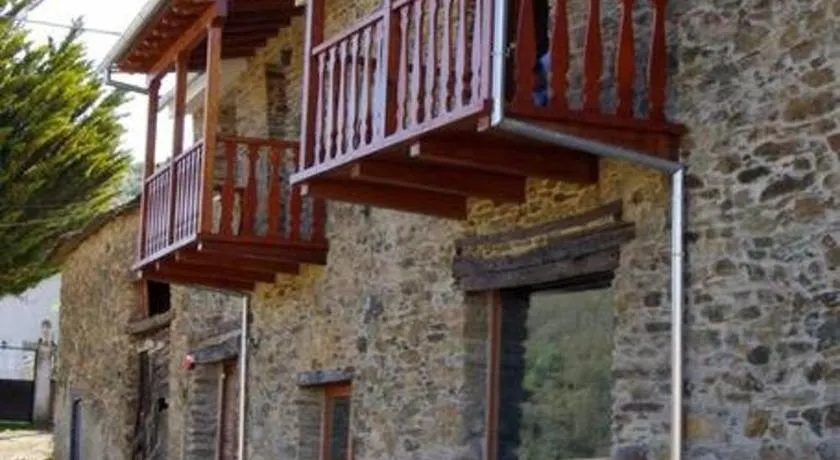 Casa restaurante O Pitès - Image 1