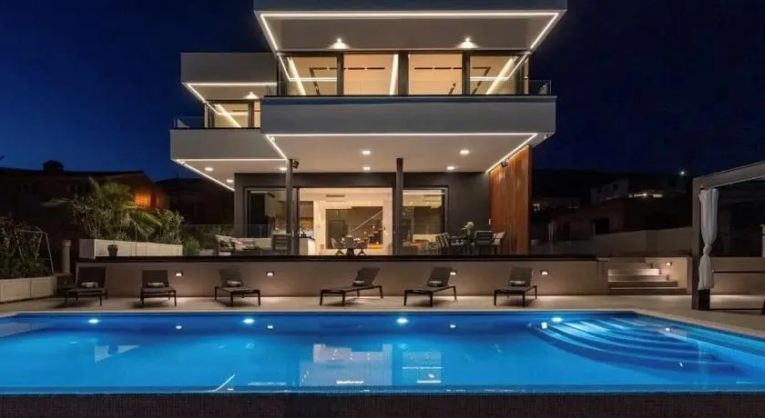 Villa Excellence - Image 1