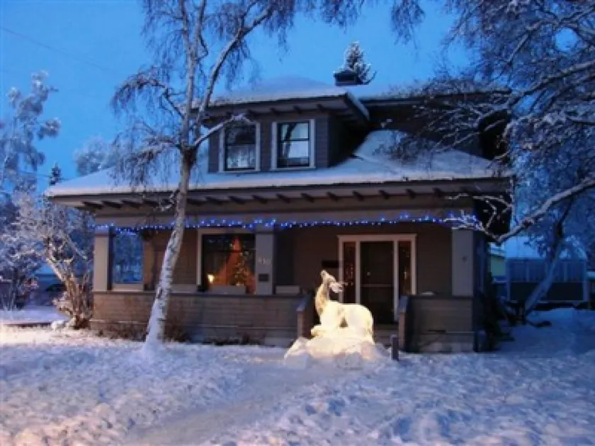 Alaska Heritage House Bed and Breakfast - Image 1