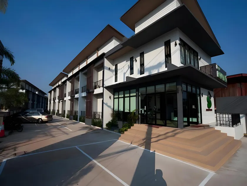 Siamgrand Hotel - Image 1