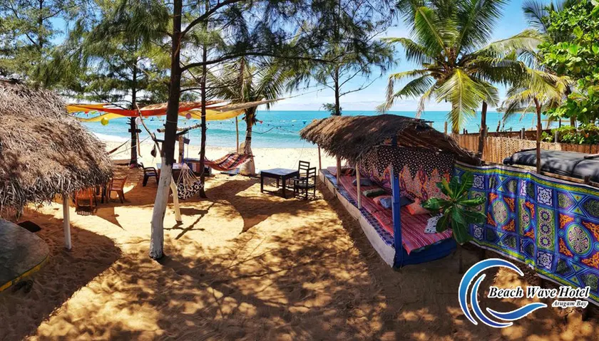 Beach Wave Hotel - Image 1