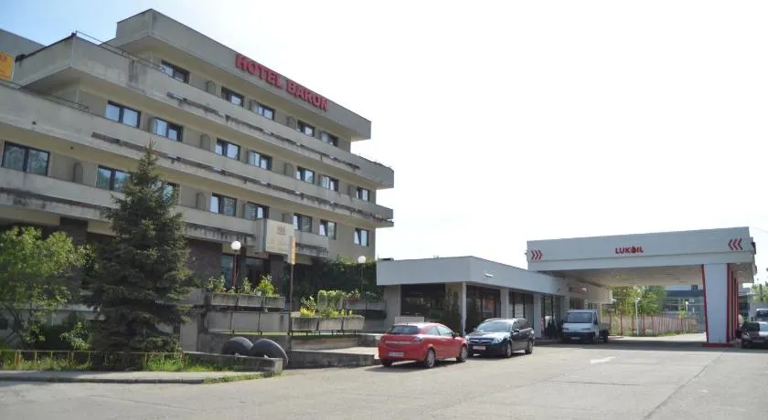 Hotel Le Baron - Image 1