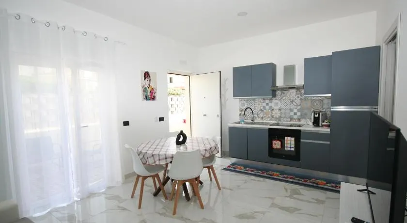 B&B LuxHome - Image 1