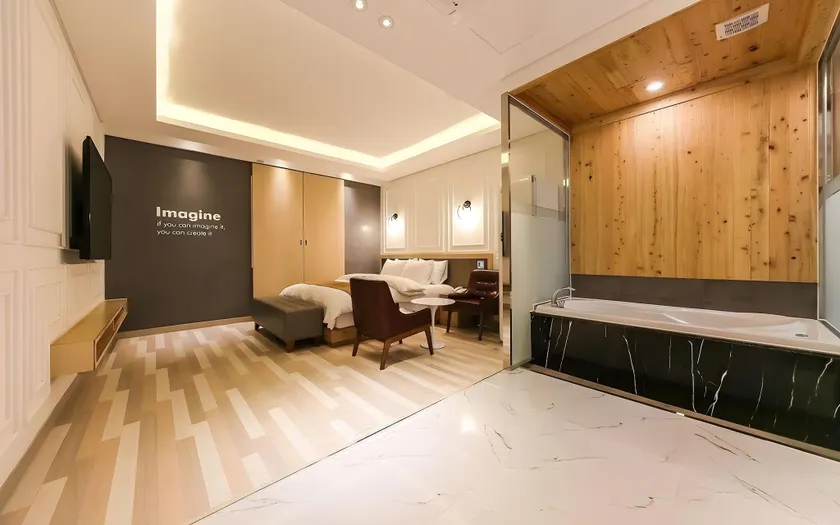 Yeongju Alto Hotel - Image 1