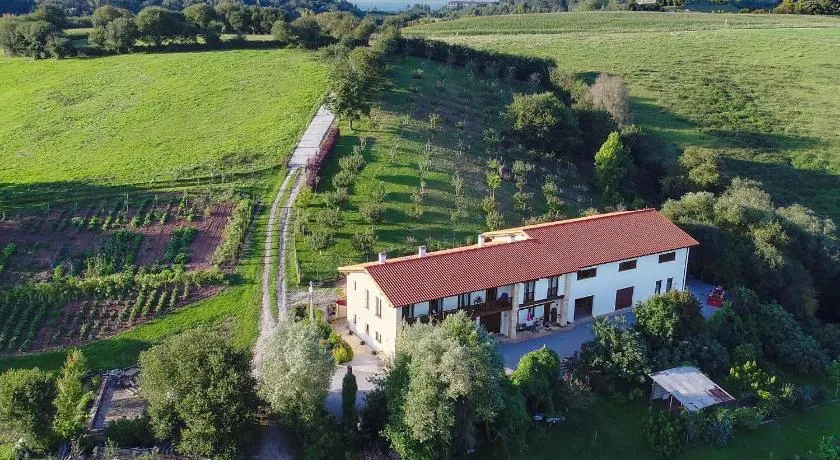 Espectacular apartamento en Comillas - Image 1