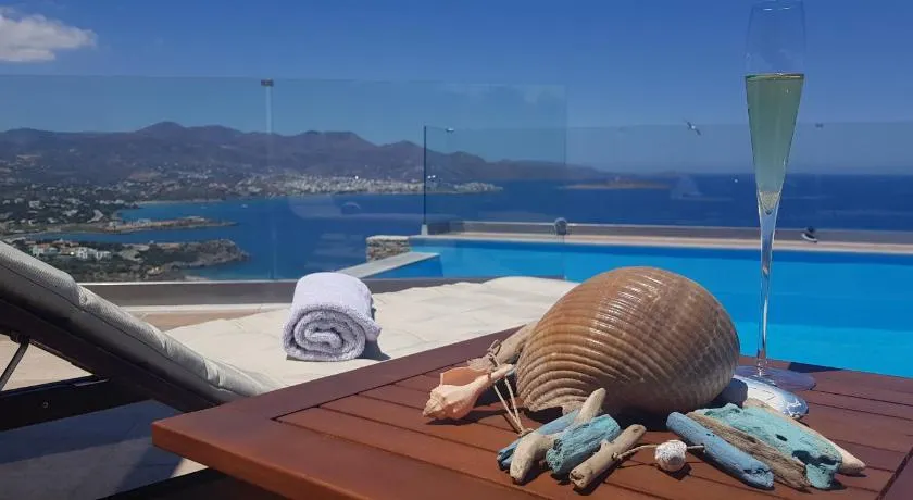 Endless View Villa - Image 1