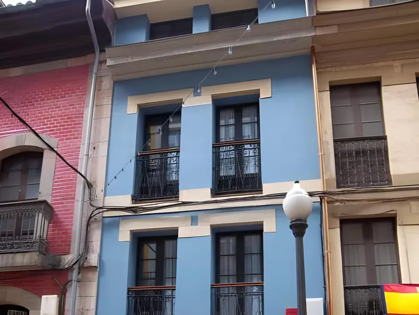 Apartamentos Entrepalacios - Image 1
