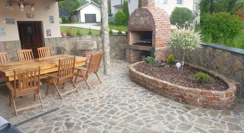 Apartma Miša, Tomo Ketiš sp - Image 1