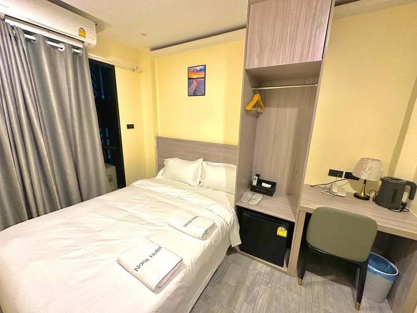 Nona Hotel, Bangkok - Image 1