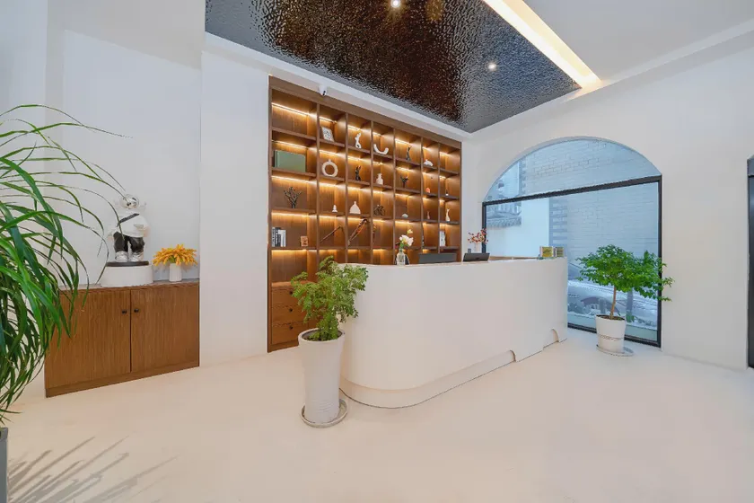 Jiuyue Seaview Smart Hotel (Dali Station Erhai Park Branch) - Image 1