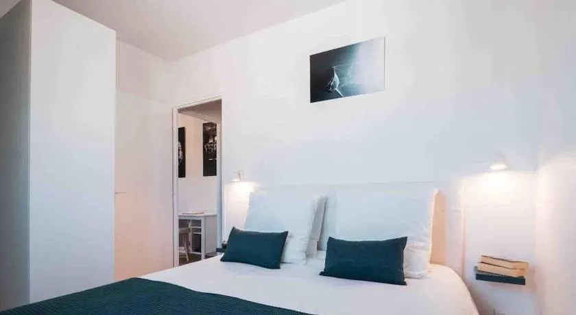 La Suite 7 Gîte Urbain - Image 1