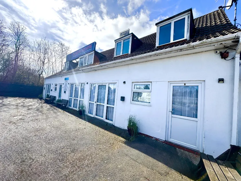 Travellers Rest Motel - Image 1