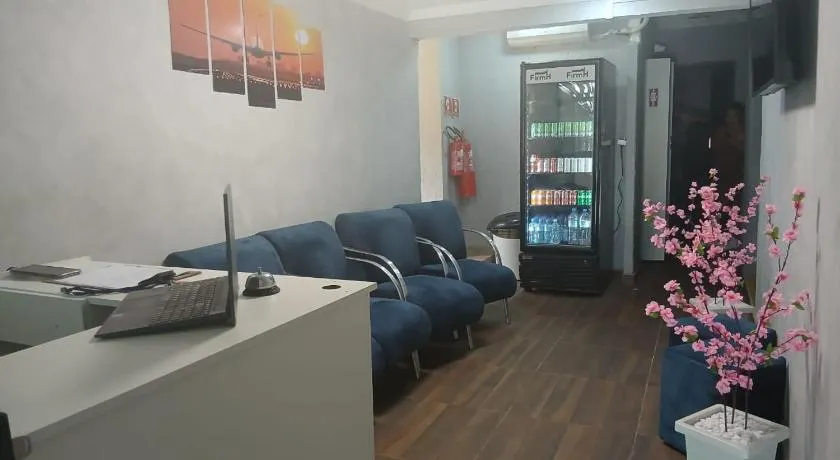 FIRMH HOSTEL TRANSLADO 24H cafe da manha incluso - Image 1