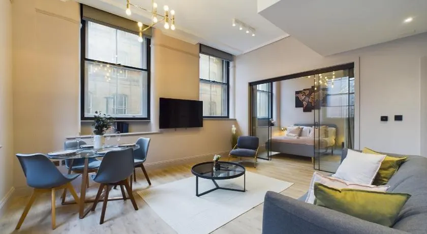 Luxury Stunning 2bedroom city centre - Image 1