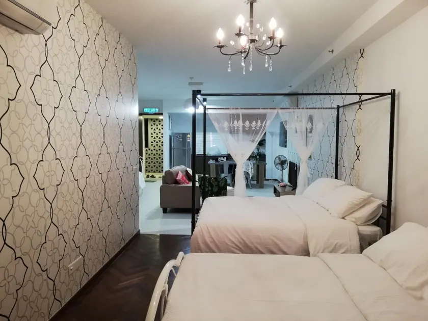 Seaview Landmark Studio Homestay at Gurney 无敌 海景 套房 - Image 1