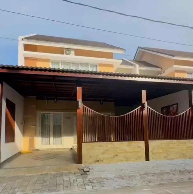 Beach Village - Image 1