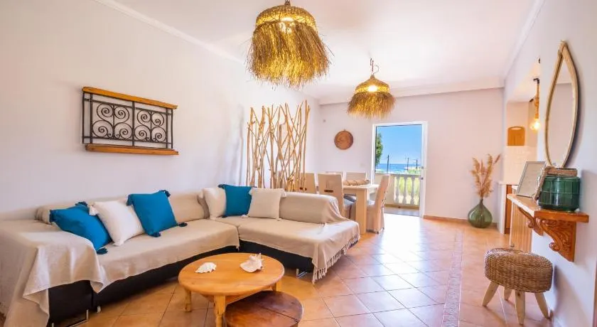 Bonendis - Sea View Apartment - Image 1