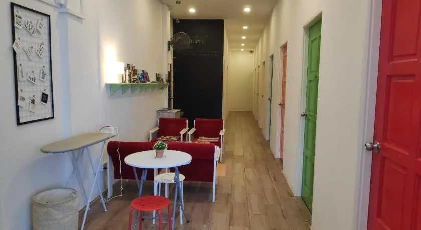 EZ Lodgings - Image 1