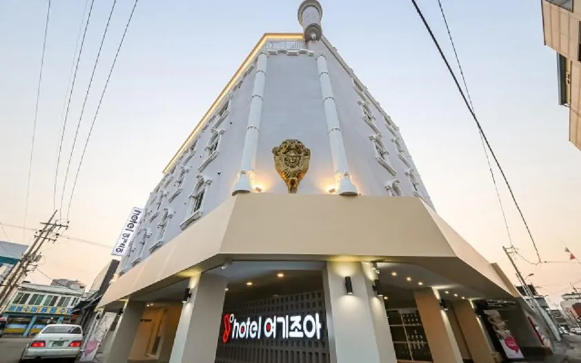 Hotel Yeogijoa - Image 1