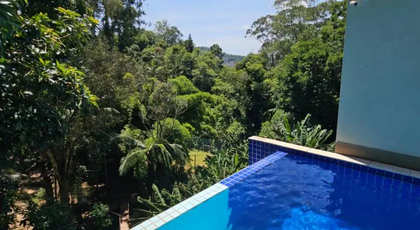 Casa no pé da Serra da Cantareira - Image 1