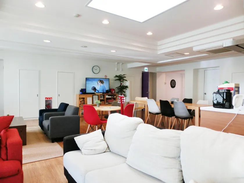 Guesthouse TOHO Learning House - Image 1