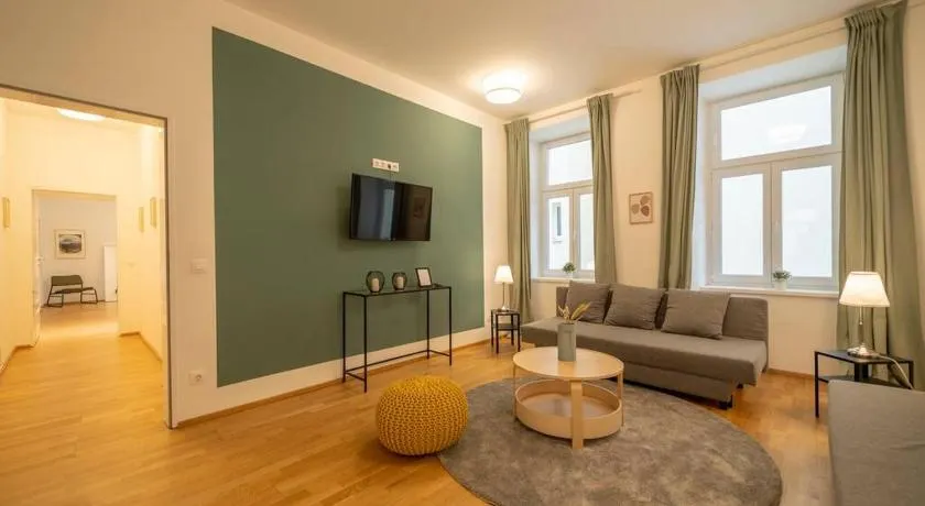 Spacious Apartment mitten in Wien - Image 1
