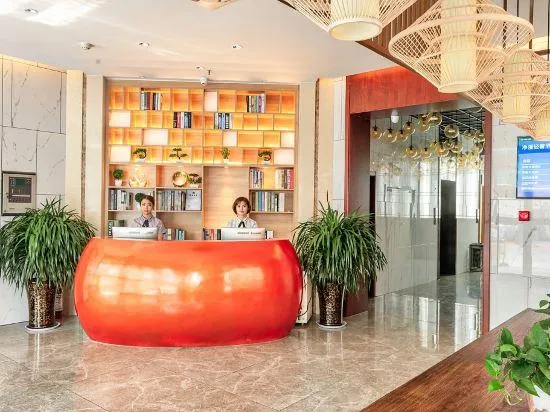 Jingman Qingshe Hotel - Image 1