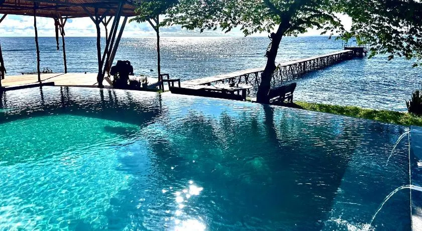 Sanctum Una Una Eco Dive Resort - Image 1
