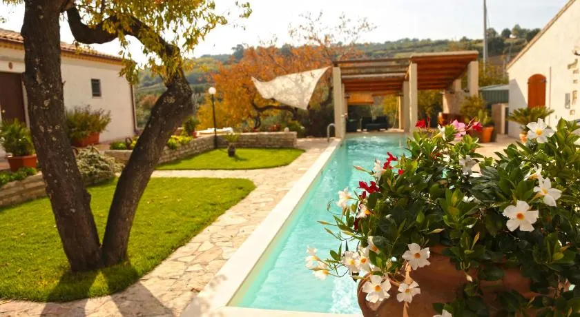 Villa Angiolina, Molise - Image 1