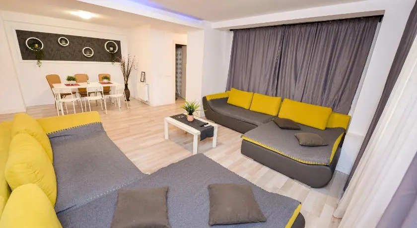 Ideal Accommodation Old Town - Image 1