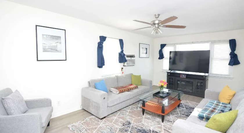 Cozy Beds with Parking, Laundry - Near RU, RWJ, NJ Transit - Image 1