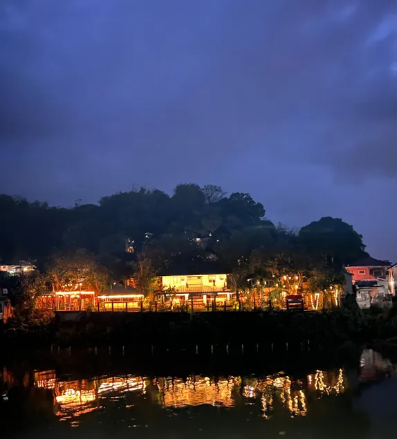 Casa del Rio Resort - Image 1