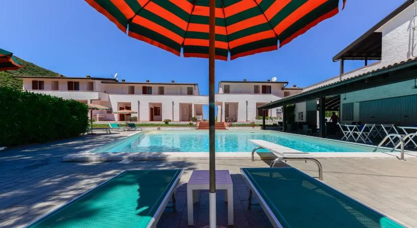 Elba Island Resort Pool & Tennis - Image 1