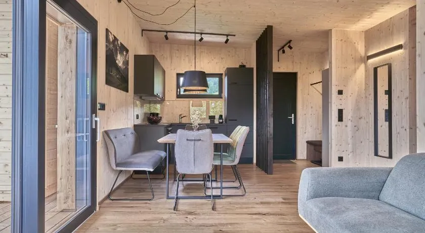 Black Forest Lodges - gehobene Ferienwohnungen mit Privatsaunas - Image 1