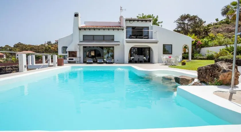 Casa Las Rocas - Image 1
