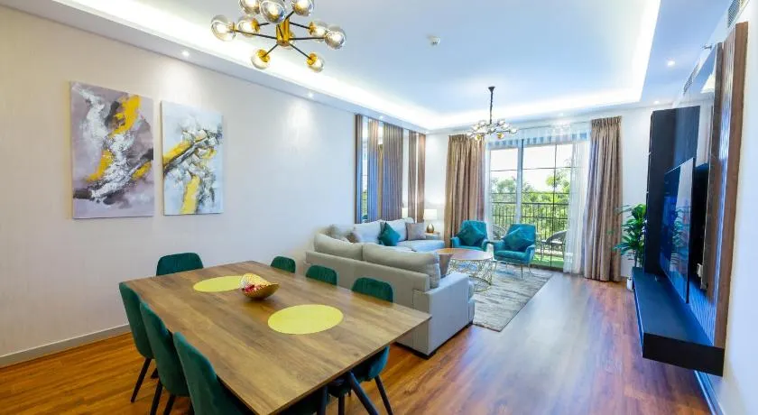 GOODWOOD SUITES HOMES VACATION - Image 1